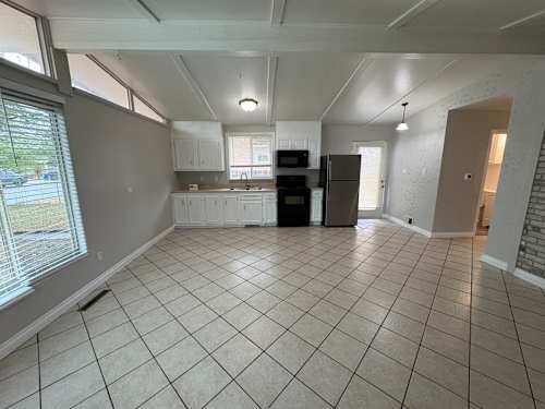Photo - 192 Campo St