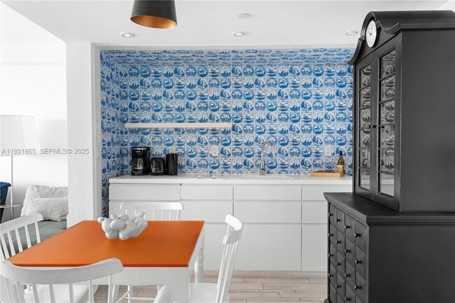 Photo - 1100 West Ave Unit 1014