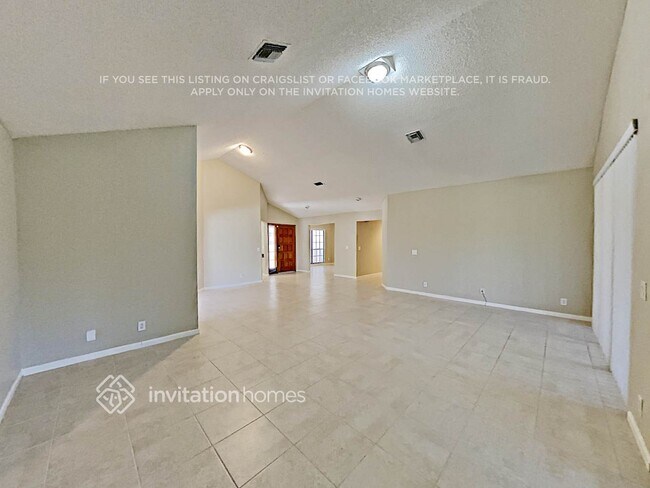 Photo - 132 Coventry Pl