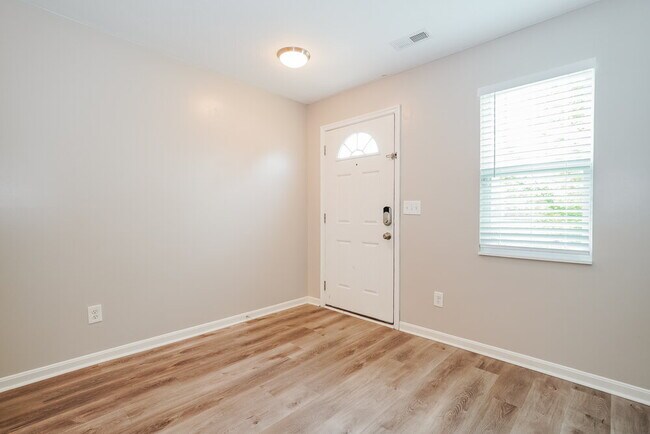 Photo - 7500 Willow Leaf Dr