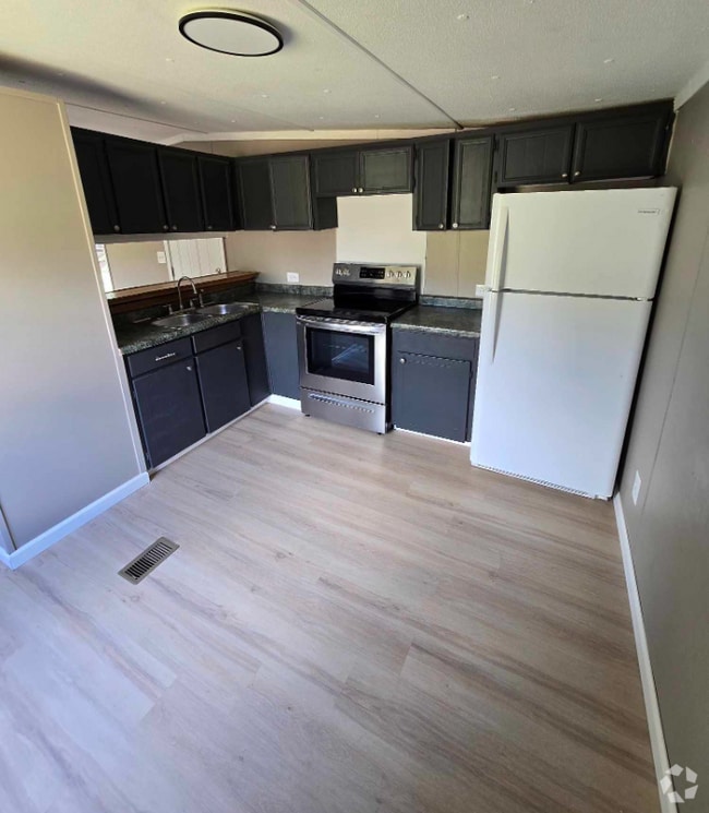 Building Photo - 48 Haney Park Rental