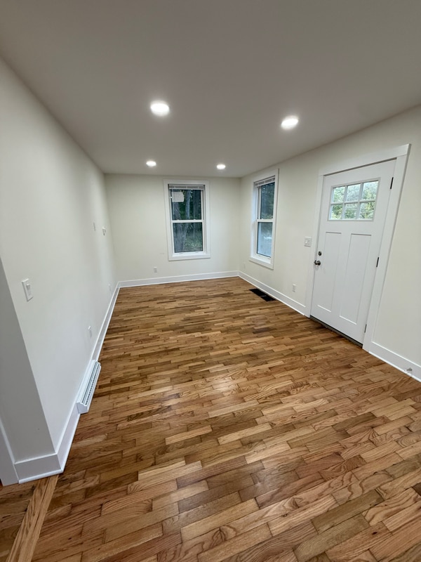 Photo - 1072 Vineland Rd