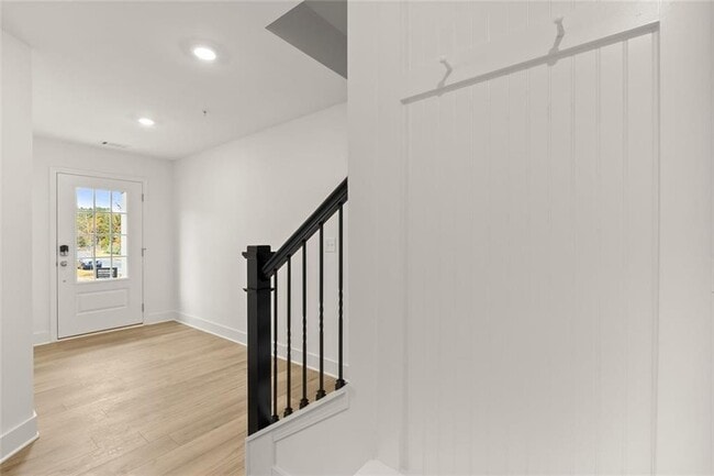 Photo - 104 Agnew Wy