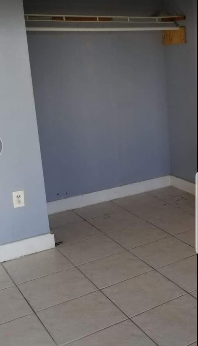 Photo - 6111 Pierce St Unit 1
