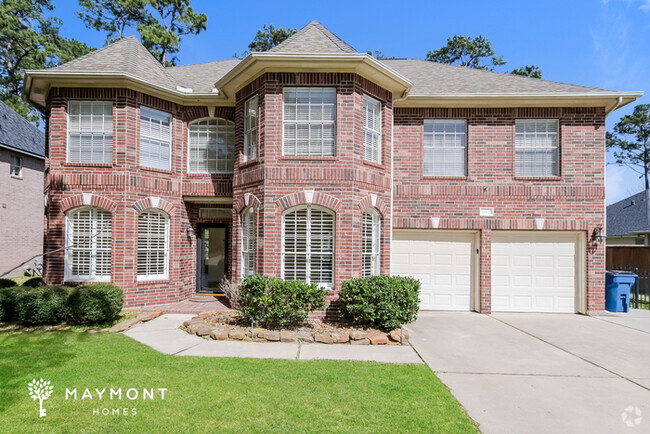 Building Photo - Spacious 5-Bedroom Home