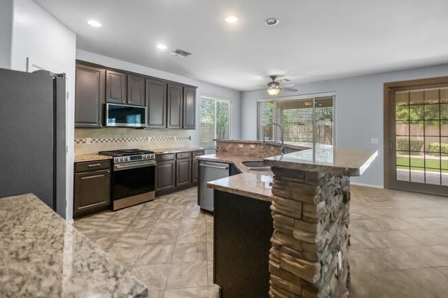 Photo - Westwing Mountain Home
