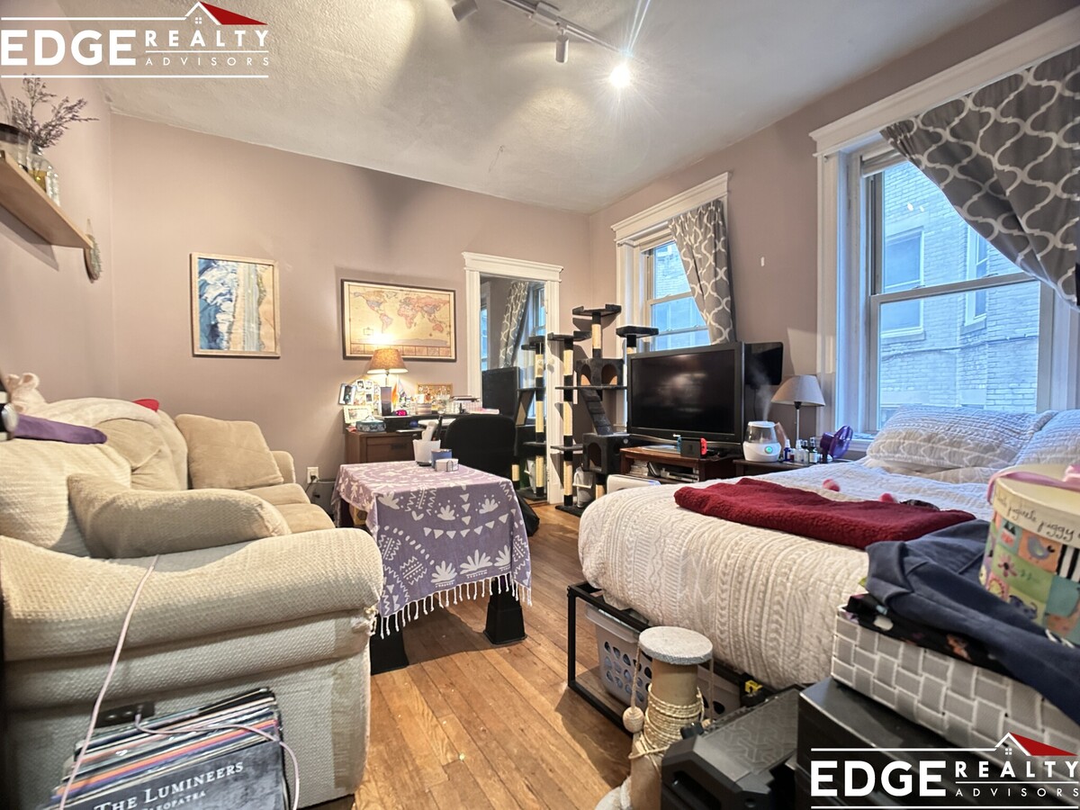 Photo - 9 Colborne Rd Condo Unit 1