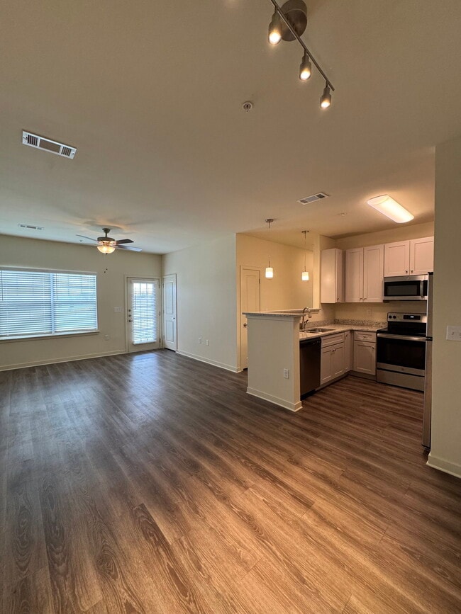 10216 Greenland Pk Dr Unit 8107