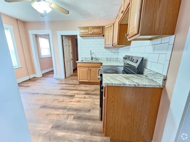 Building Photo - 151 Walworth St Unit 151 Rental