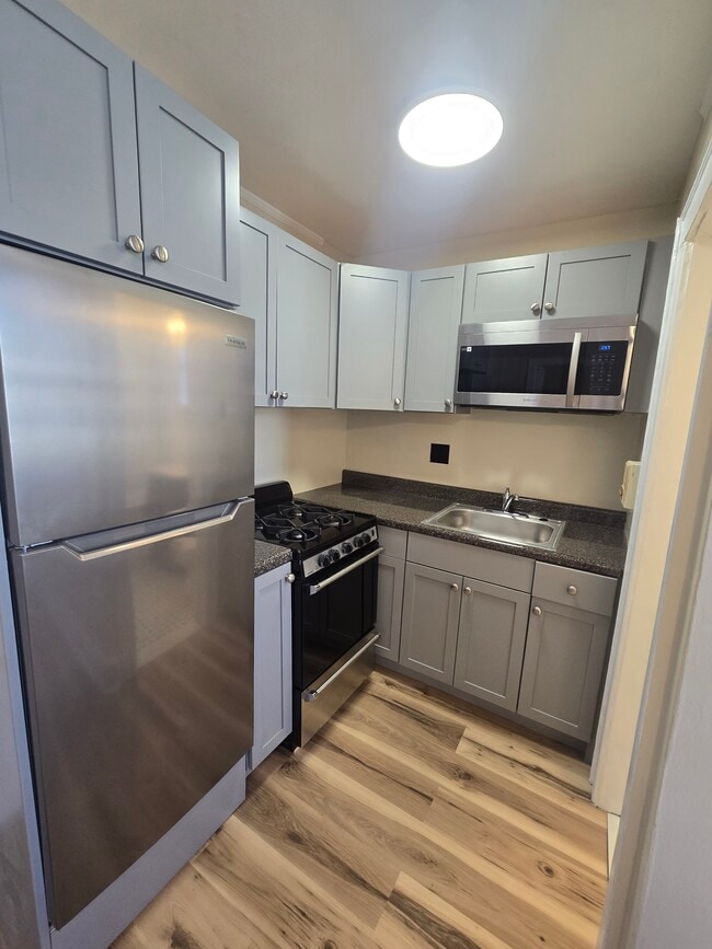 Building Photo - 46 Kelly Pky Unit 205 Rental
