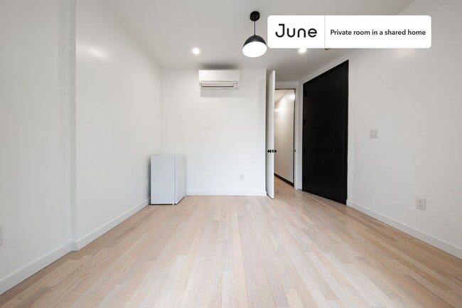 Photo - Room in Shared 4 bed/2 bath home Unit A