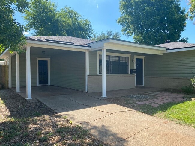 Photo - 3BR in Broadmoor