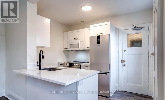 Photo - 48 Lawton Blvd