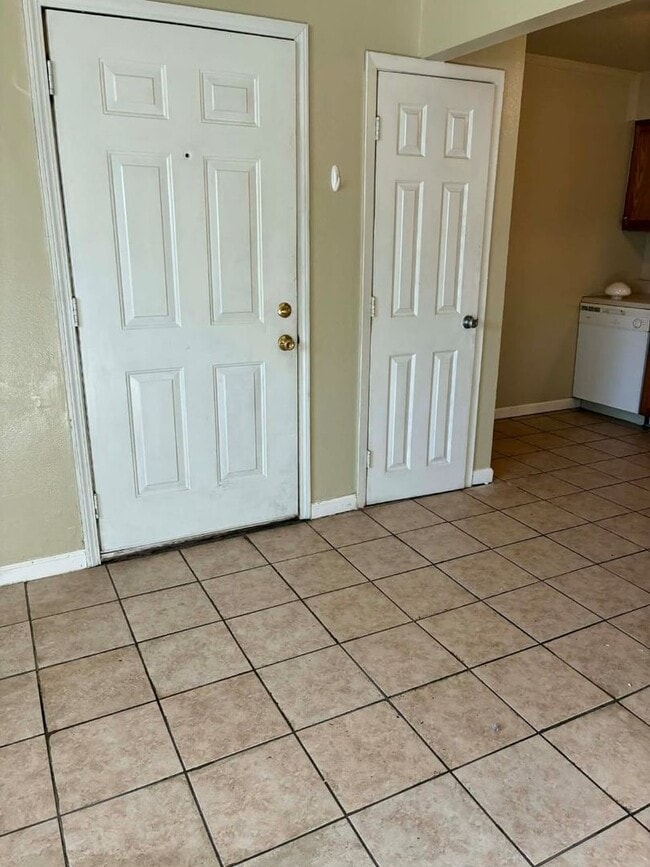 Gravois Apartments LLC
