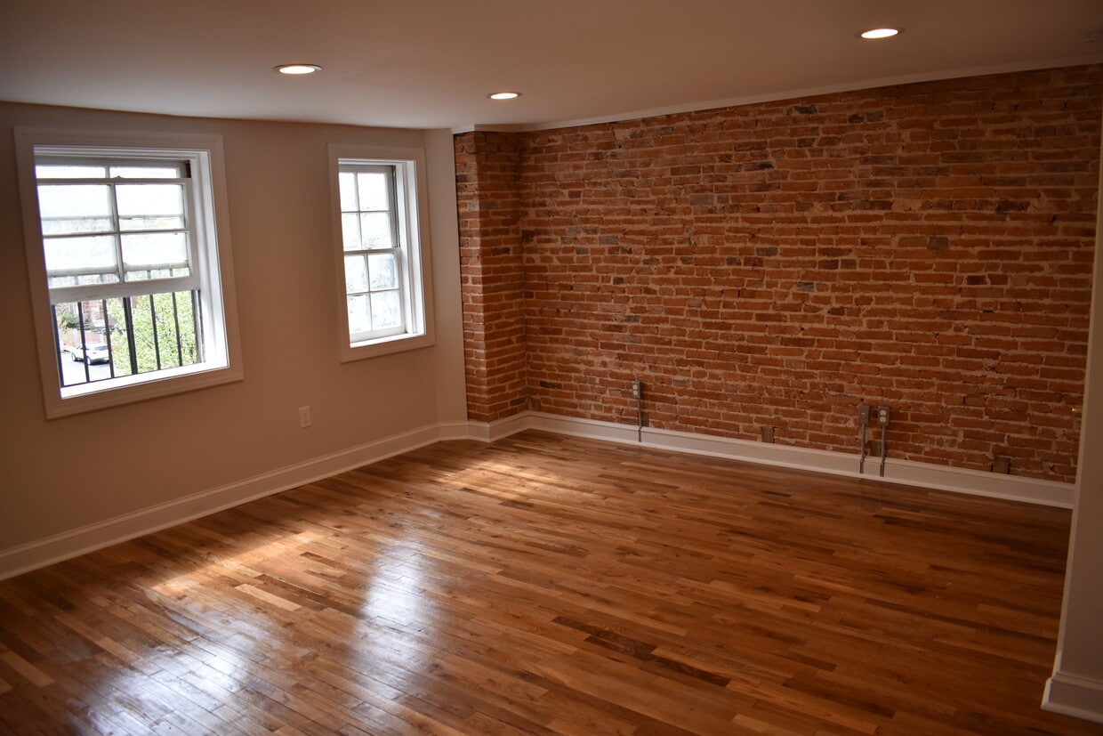 Photo - 1216 Bolton St. (Baltimore, MD)