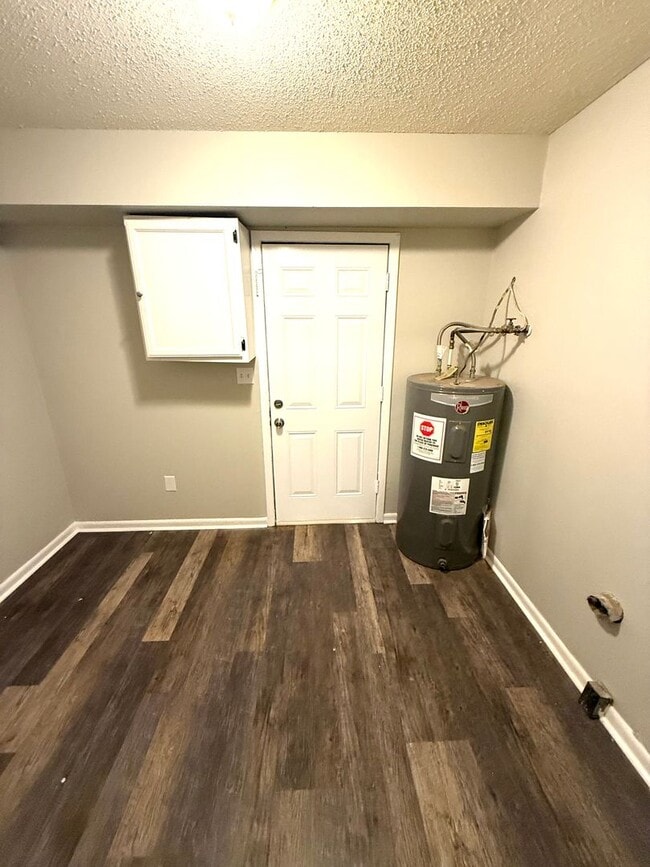 Photo - ** 3 Bed 2 Bath located off Virginia Loop ...