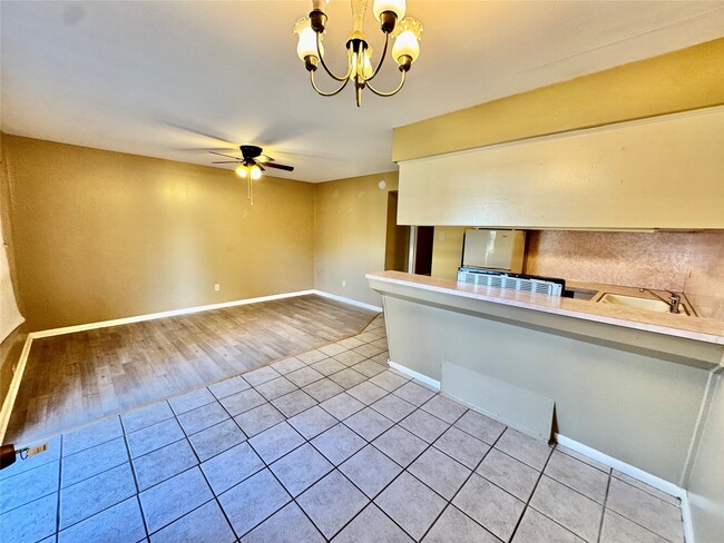 Photo - 2201 N Grand Blvd Unit 11