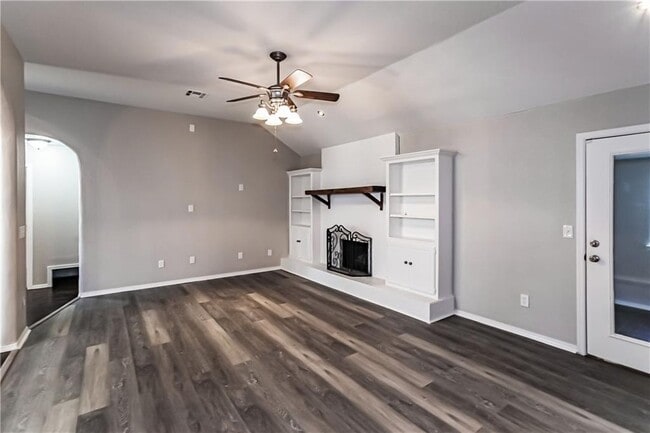 Photo - 3004 SW 124th St