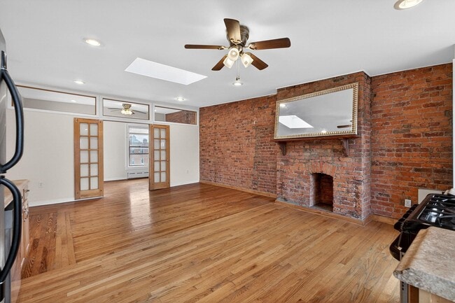 Photo - 216 Newark Ave Unidad 4