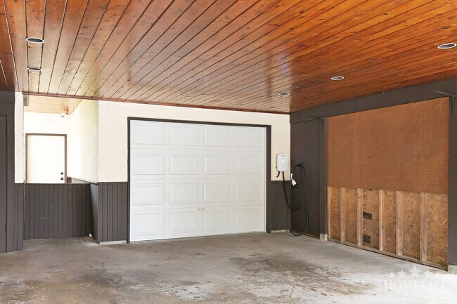 Photo - 4 Bed, 2 Bath Home for Rent in Delta! Unit House