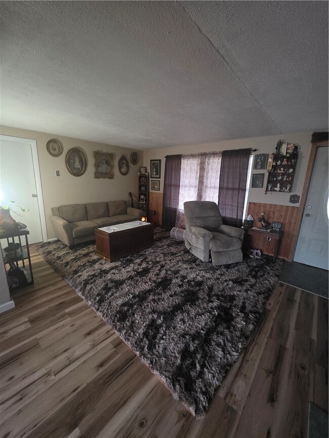 Photo - 1190 Kent Rd