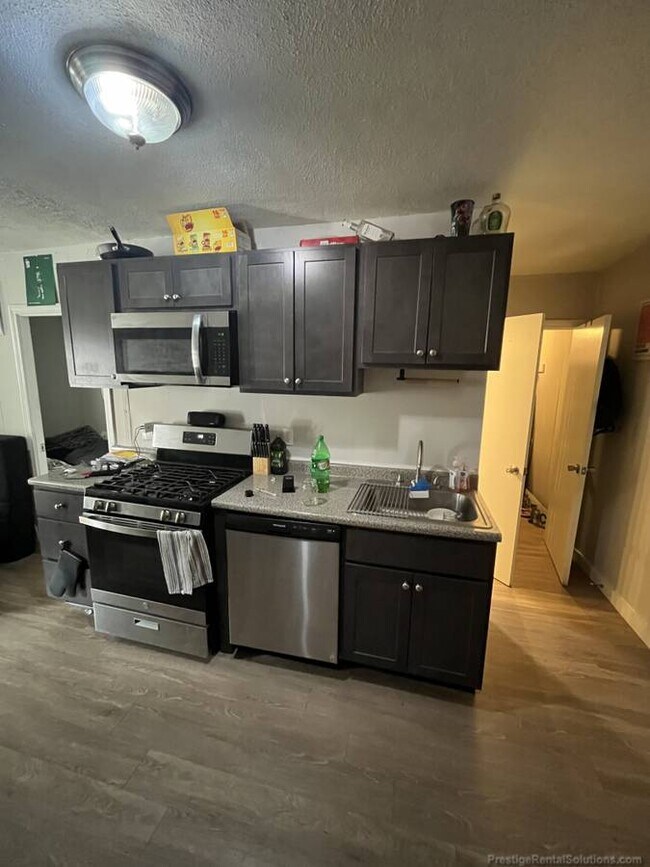 Photo - 2 Woodlawn St Unit L