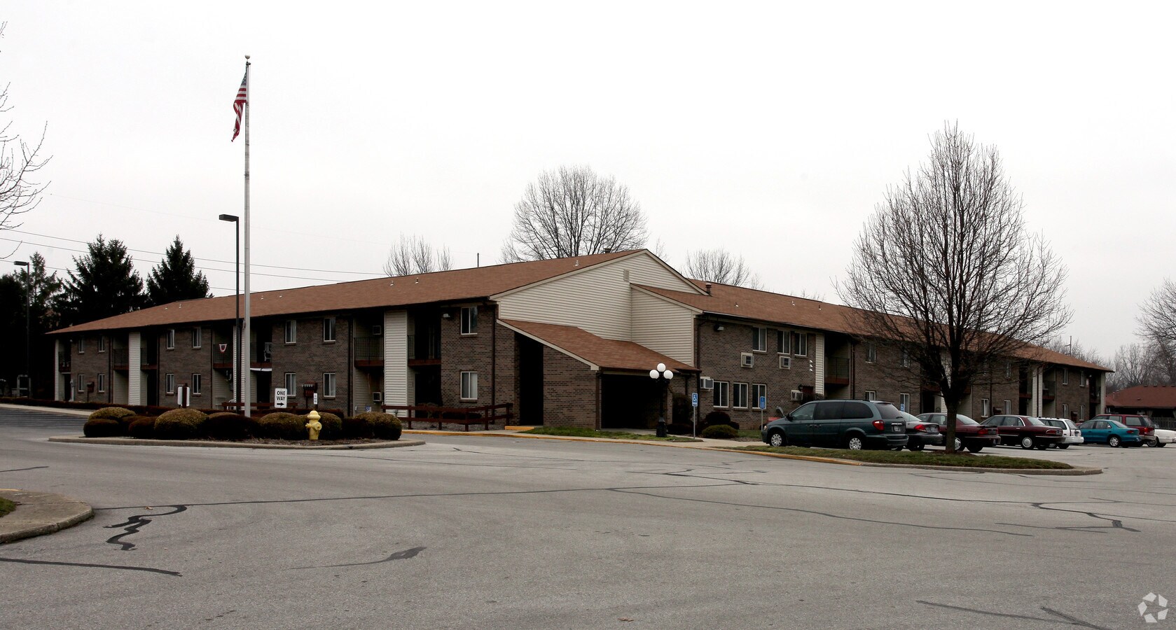 Photo - Lakeview Village Apartments