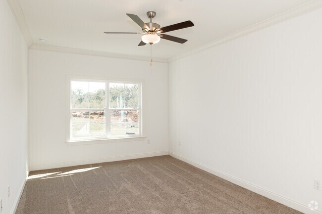 3BR, 3BA -1,890 SF Primary Bedroom