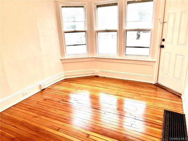 1 Dewitt St