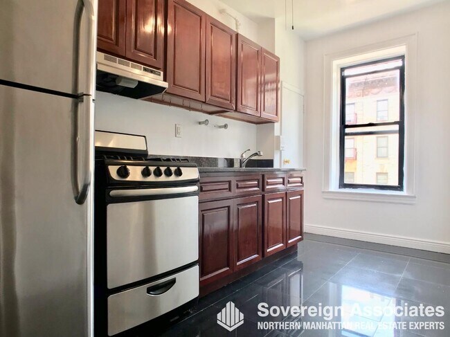 Photo - 3139 Broadway Unidad 14