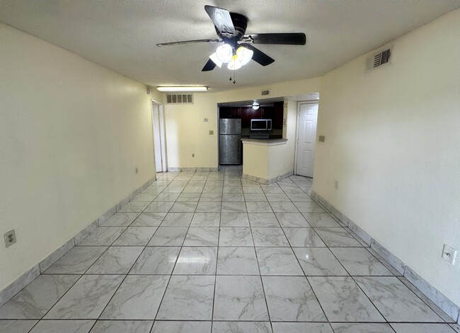 Photo - 1932 Lake Atriums Cir