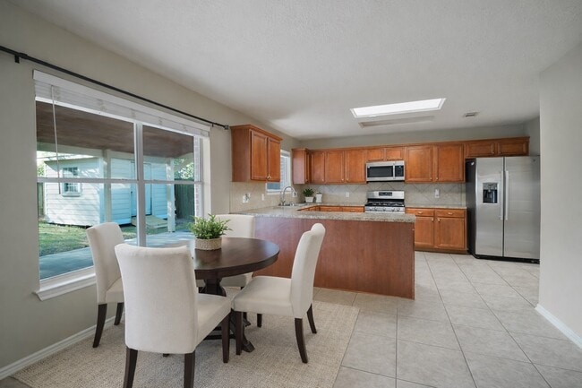 Photo - 8315 Cardamon Ln