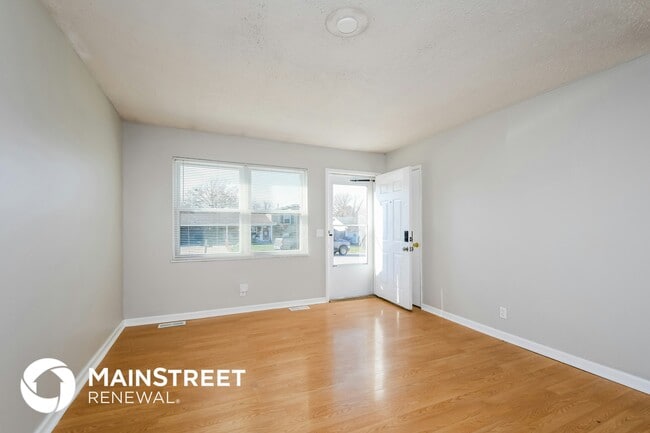 Photo - 1716 Springhill Dr