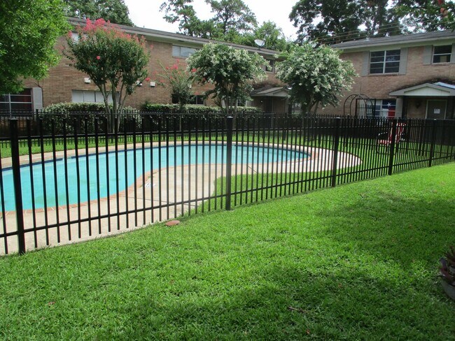 Photo - ALL BILLS PAID 1bd/1bath Townhome in Sprin... Unidad 9
