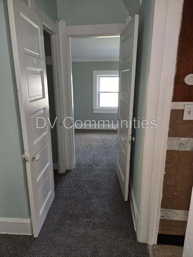 Photo - 3475 W 46th St