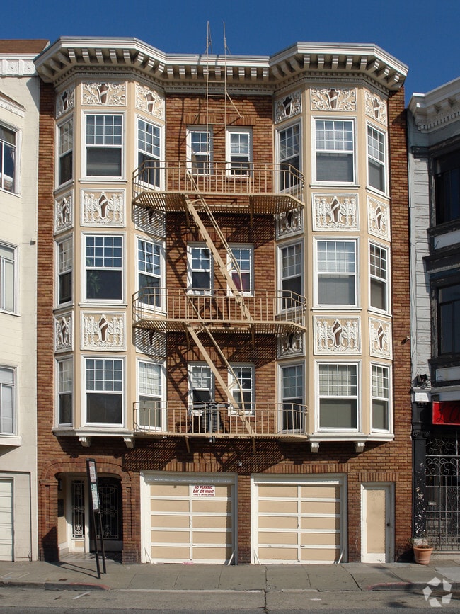 1610 Lombard