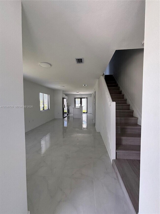 Photo - 1459 NW 2nd Ave