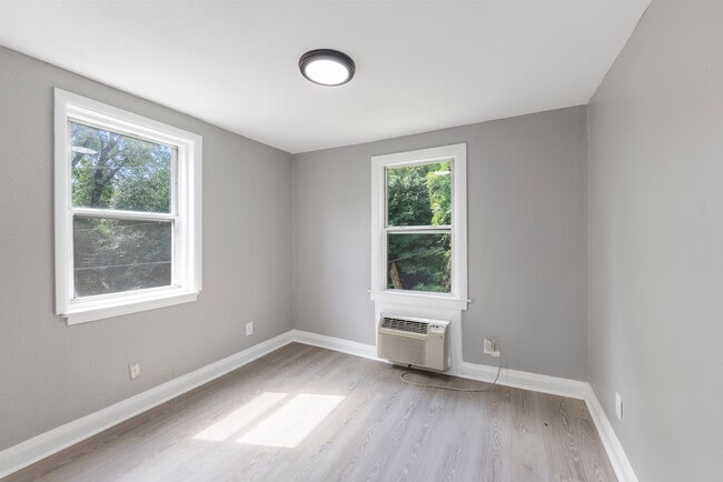 Photo - Burlieth Ridge Apartments