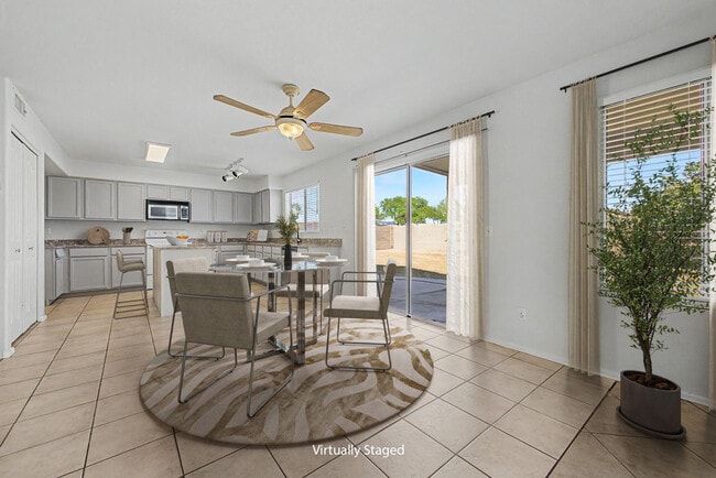 Photo - 1295 S Honeysuckle Ln