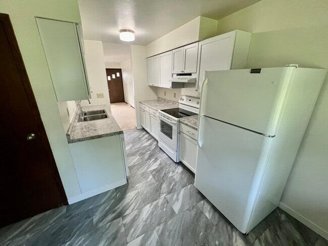 Photo - 2925 Northland Dr