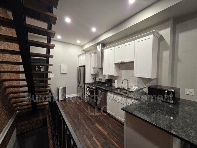 2512 Penn Ave