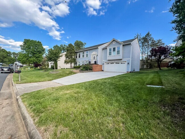 Photo - Magnificent 5 Bed 3 Bath Colonial Home Sit...