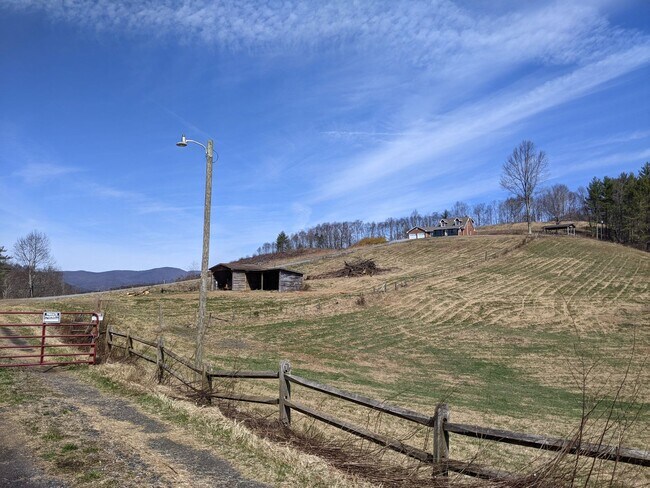 Photo - 5990 Idlewild Rd