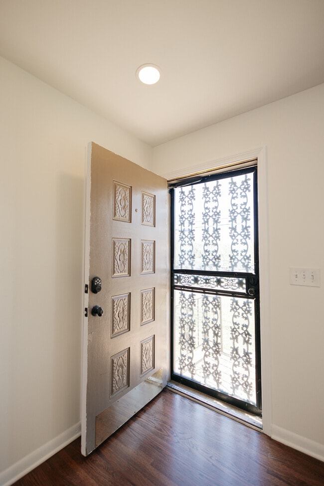 Photo - 3114 Richmond Hill Dr