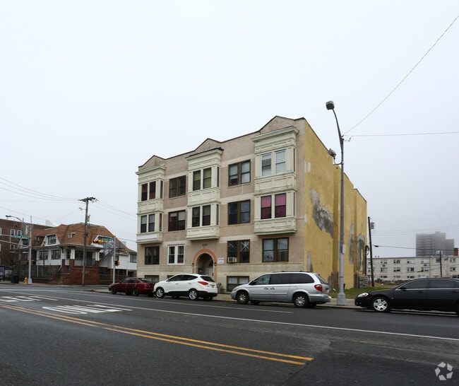 Photo - Western One Apartments