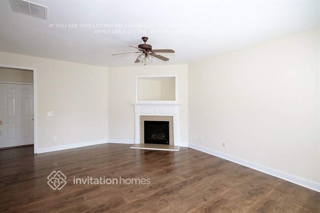 Photo - 134 Lynnfield Cir SE