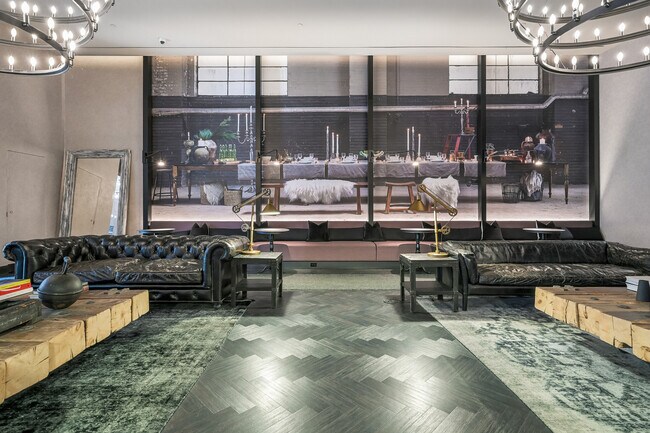 Photo - 505 Richmond St W