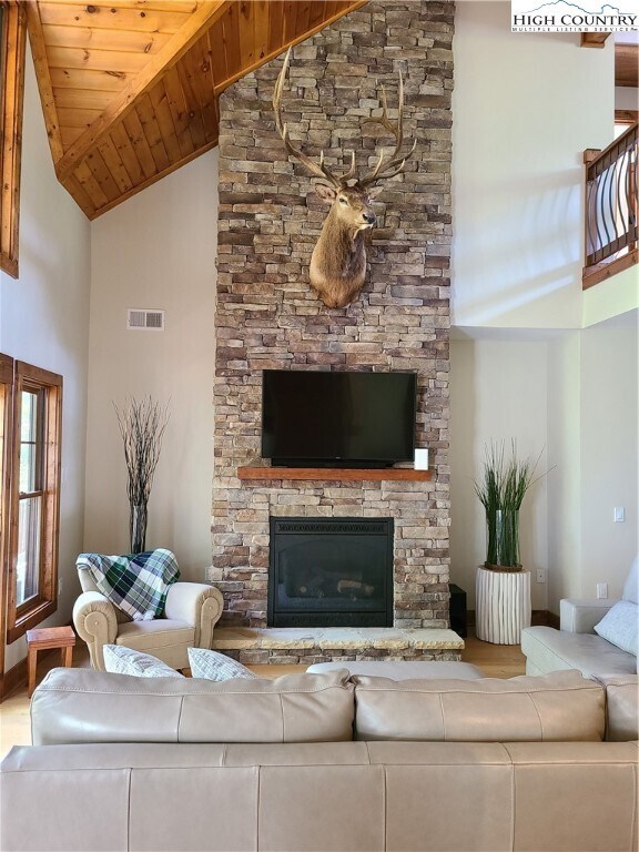 Photo - 135 Wapiti Wy