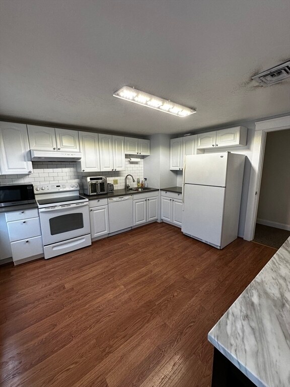 Photo - 144 E Main St Unit 2