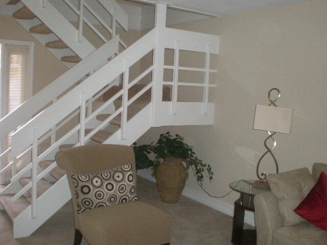 Photo - 519 SW 1st Ct